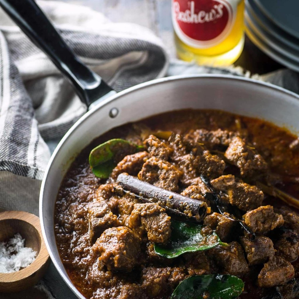 Curry TRaders Malayasian Rendang Curry Spice Meal Kit Cooked Image